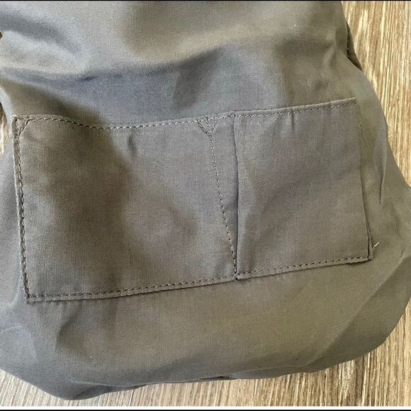 Kimichi Blue UO clutch with tassel NWT - Picture 10 of 12